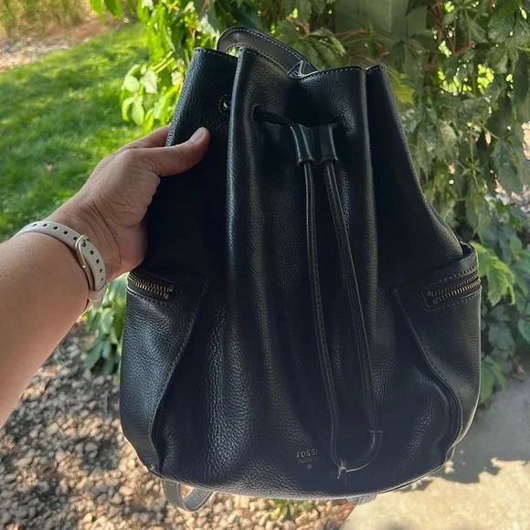 FOSSIL Soft Leather Backpack - Picture 1 of 3